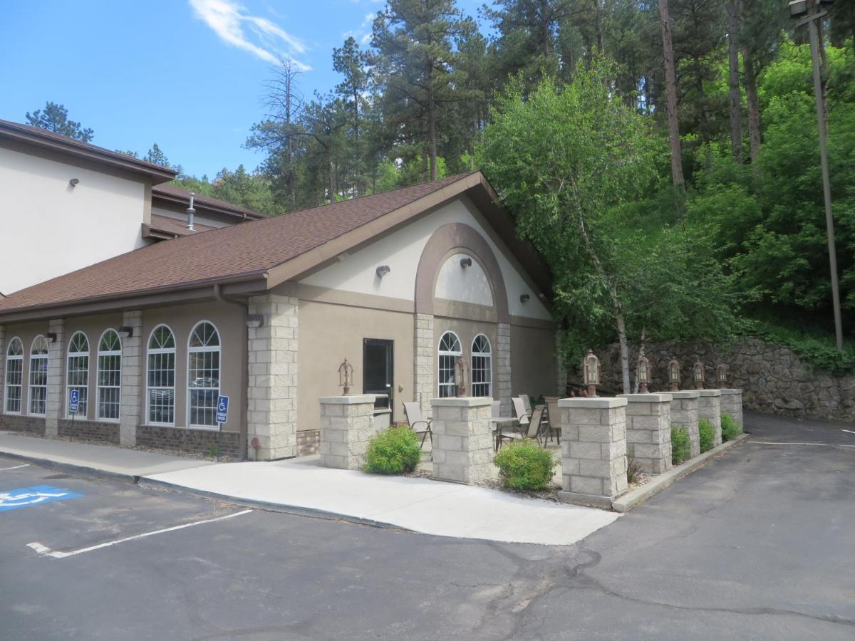Comfort Inn & Suites Mt Rushmore Кийстоун Екстериор снимка