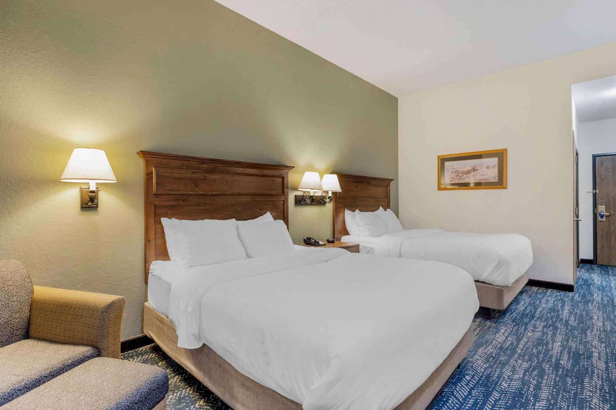 Comfort Inn & Suites Mt Rushmore Кийстоун Екстериор снимка