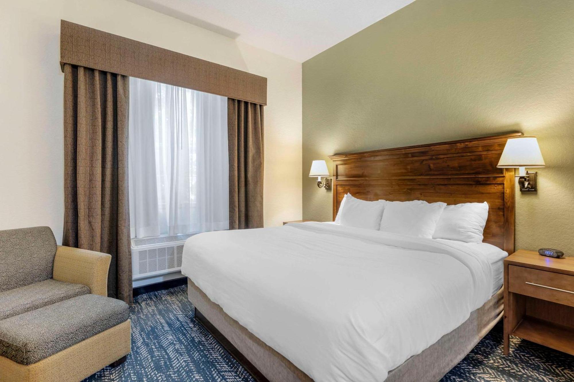 Comfort Inn & Suites Mt Rushmore Кийстоун Екстериор снимка