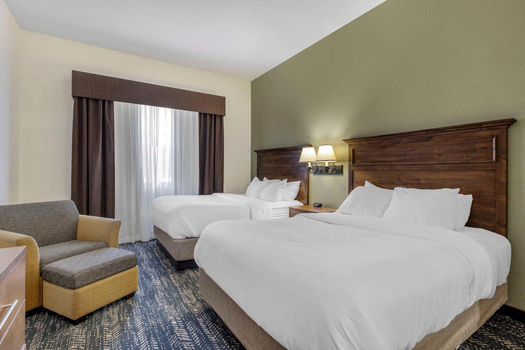 Comfort Inn & Suites Mt Rushmore Кийстоун Екстериор снимка