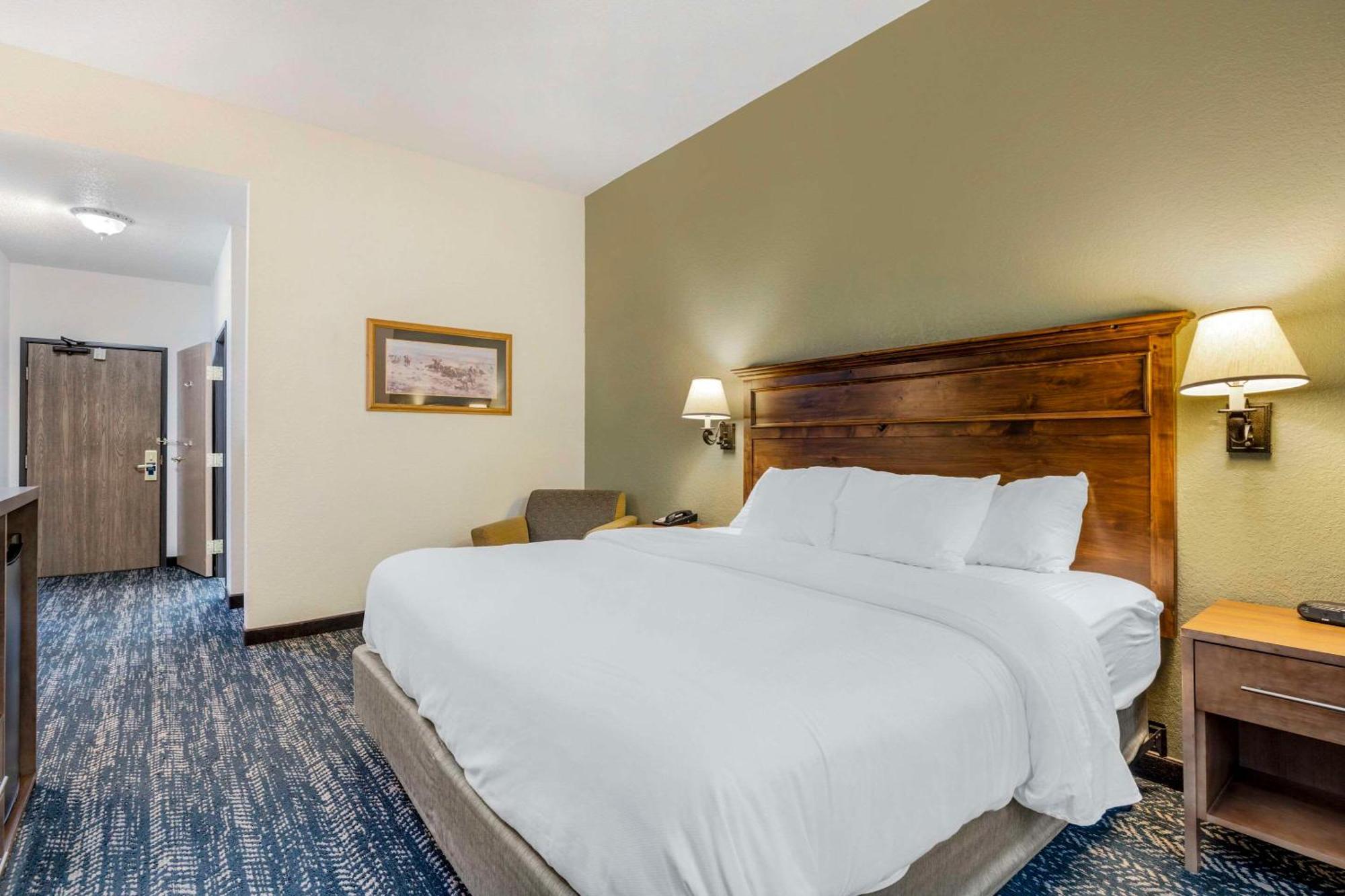 Comfort Inn & Suites Mt Rushmore Кийстоун Екстериор снимка
